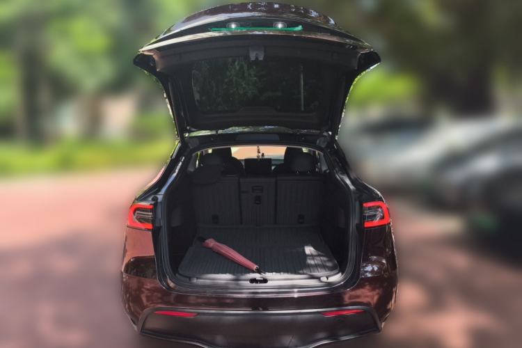 Used Tesla Model Y 2024 Rear-Wheel-Drive Version Trunk