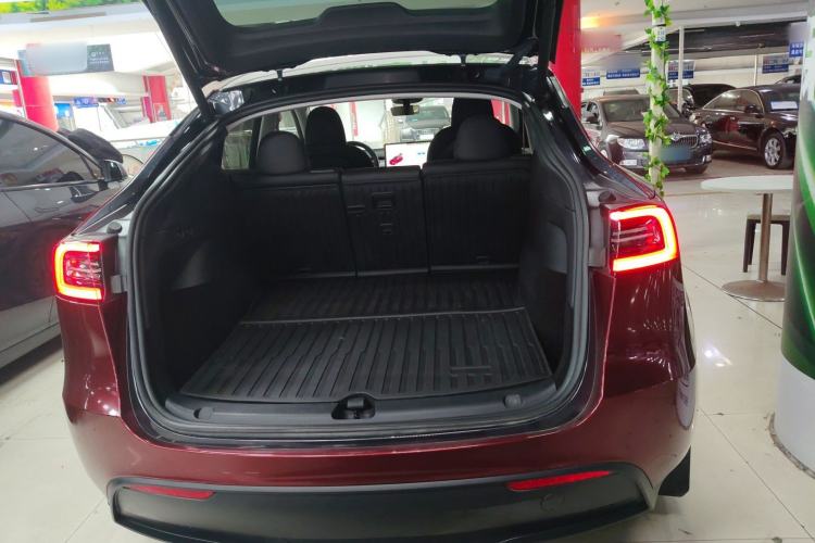 Used Tesla Model Y 2024 Rear-Wheel-Drive Version Trunk