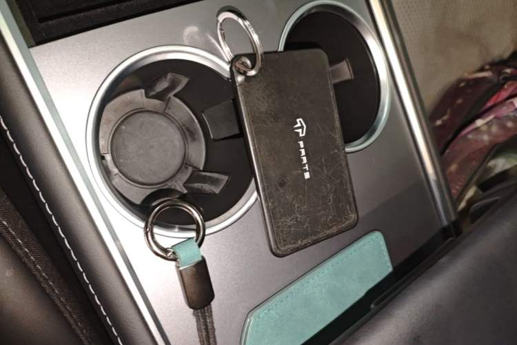 Used Tesla Model Y 2024 Rear-Wheel-Drive Version Vehicle Key