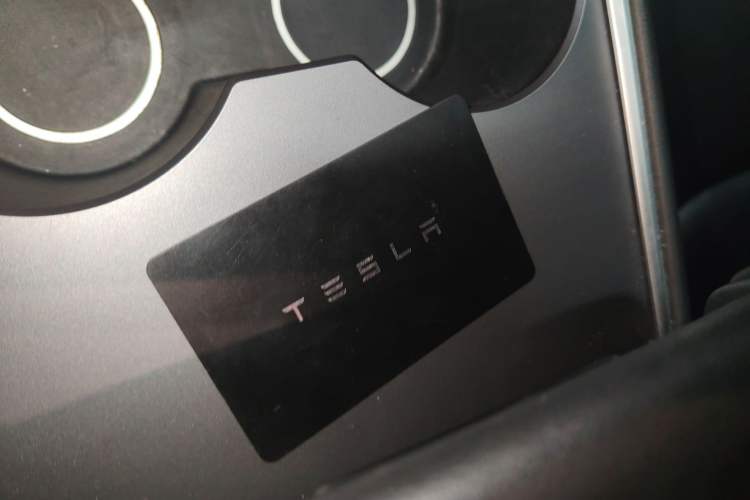 Used Tesla Model Y 2024 Rear-Wheel-Drive Version Vehicle Key
