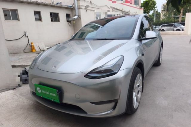 Used Tesla Model Y 2024 Long-Range All-Wheel-Drive Version