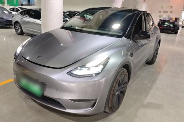 Used Tesla Model Y 2024 Long-Range All-Wheel-Drive Version