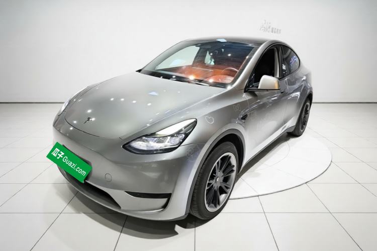 Tesla Model Y 2024 Rear-Wheel-Drive Version
