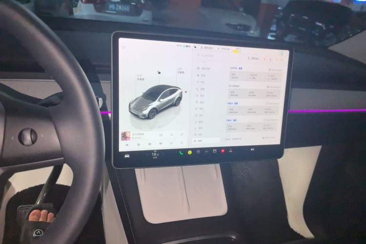 Used Tesla Model Y 2024 Rear-Wheel-Drive Version Audio And AC Panel