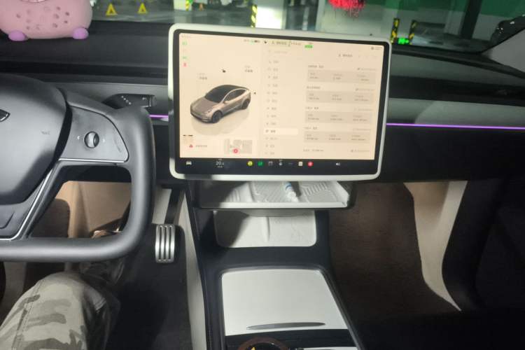 Used Tesla Model Y 2024 Long-Range All-Wheel-Drive Version Audio And AC Panel