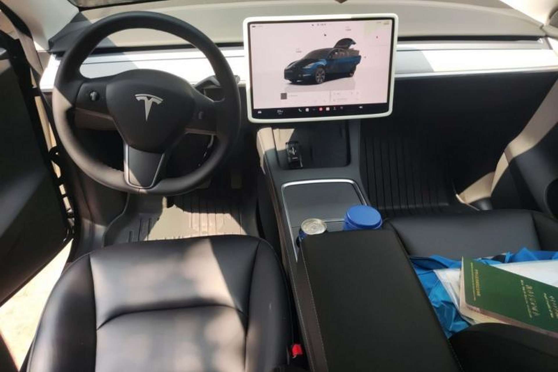 Used Tesla Model Y 2024 Rear-Wheel-Drive Version Center Console