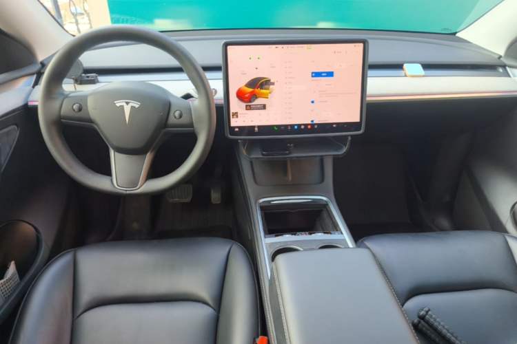 Used Tesla Model Y 2024 Rear-Wheel-Drive Version Center Console