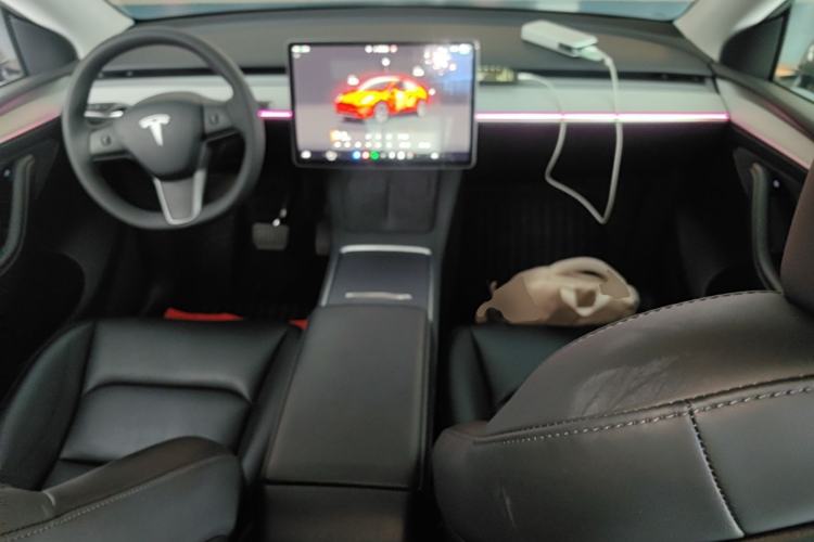 Used Tesla Model Y 2024 Rear-Wheel-Drive Version Center Console