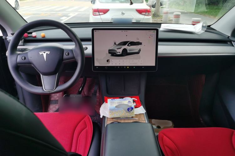 Used Tesla Model Y 2024 Rear-Wheel-Drive Version Center Console