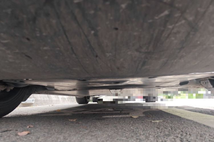 Used Tesla Model Y 2024 Long-Range All-Wheel-Drive Version Chassis Front