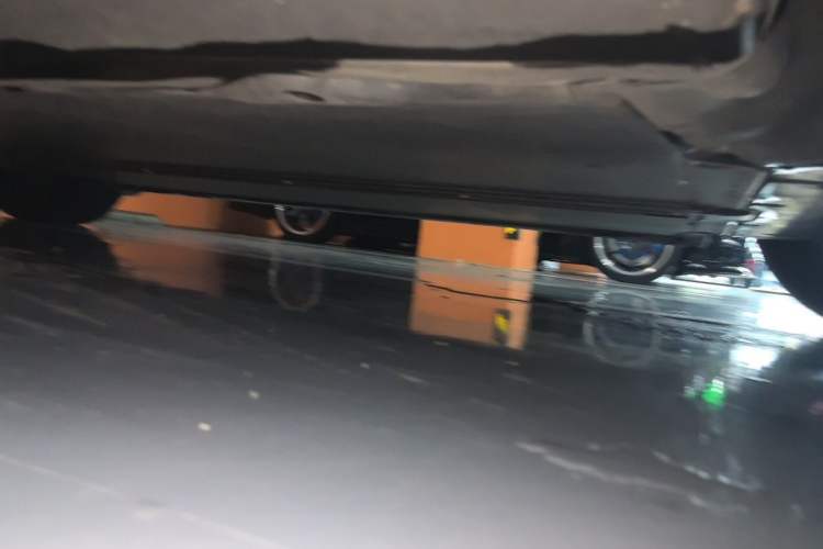 Used Tesla Model Y 2024 Rear-Wheel-Drive Version Chassis Front Right