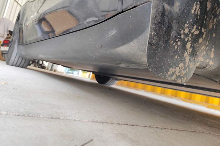 Used Tesla Model Y 2024 Rear-Wheel-Drive Version Chassis Front Right