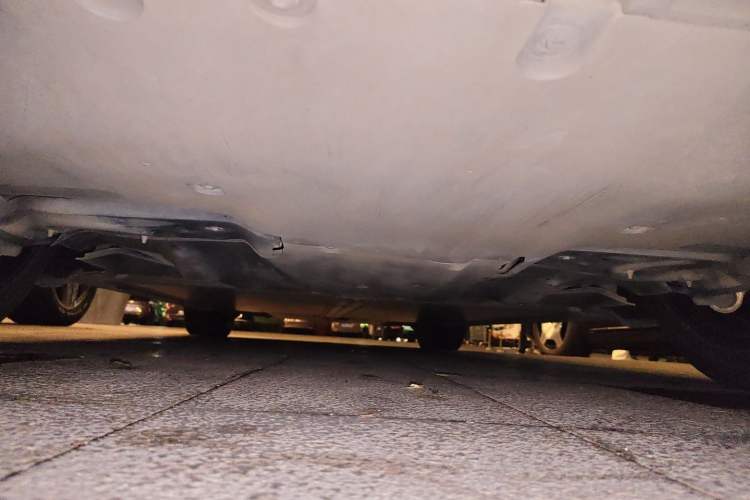 Used Tesla Model Y 2024 Long-Range All-Wheel-Drive Version Chassis Rear