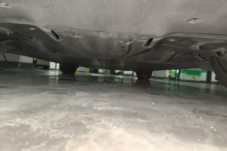 Used Tesla Model Y 2024 Long-Range All-Wheel-Drive Version Chassis Rear