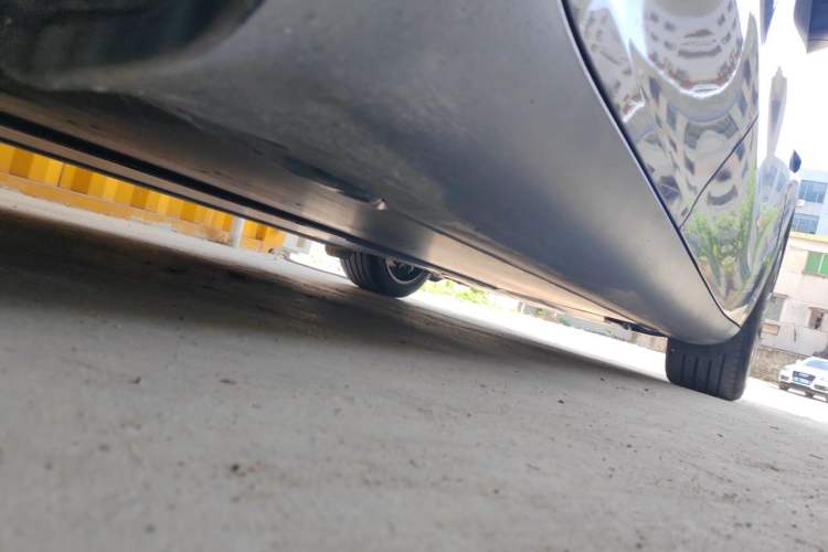 Used Tesla Model Y 2024 Rear-Wheel-Drive Version Chassis Rear Right