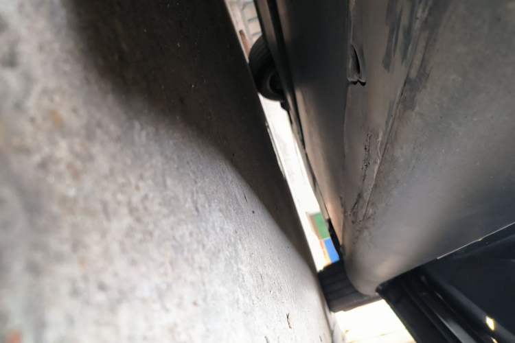 Used Tesla Model Y 2024 Rear-Wheel-Drive Version Chassis Rear Right