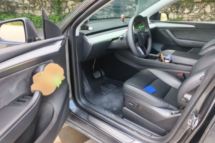 Used Tesla Model Y 2024 Rear-Wheel-Drive Version Driver Seat