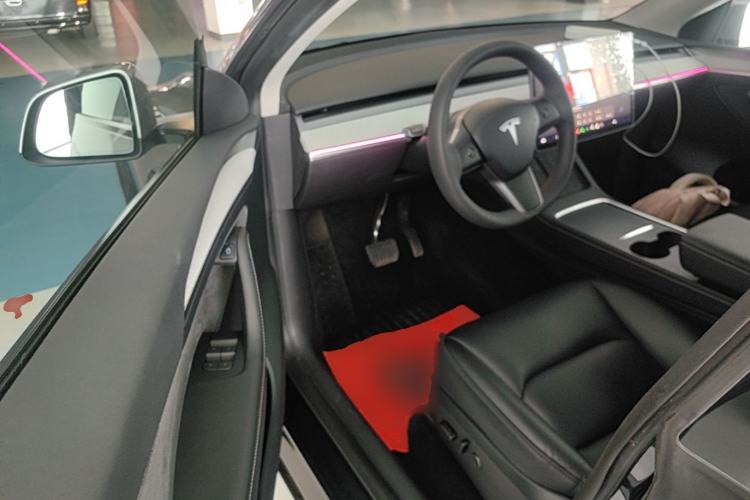 Used Tesla Model Y 2024 Rear-Wheel-Drive Version Driver Seat