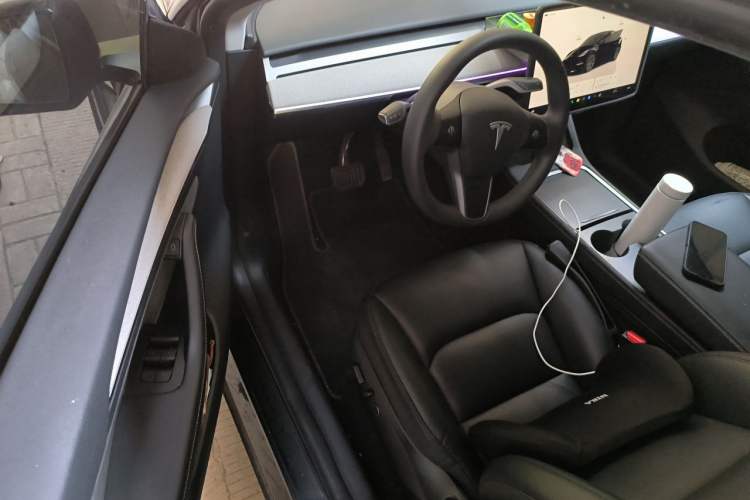 Used Tesla Model Y 2024 Rear-Wheel-Drive Version Driver Seat
