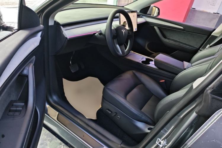 Used Tesla Model Y 2024 Rear-Wheel-Drive Version Driver Seat
