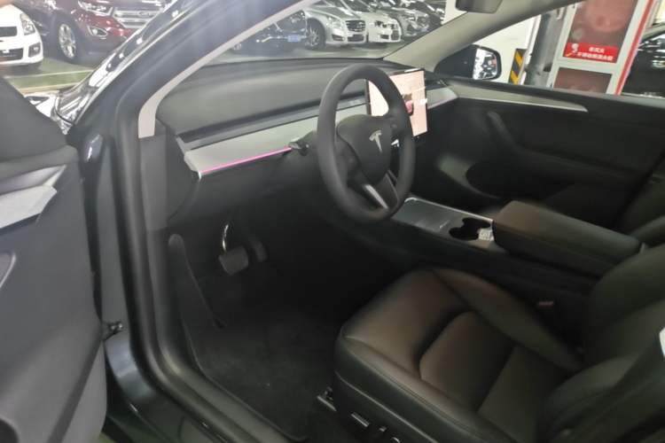 Used Tesla Model Y 2024 Rear-Wheel-Drive Version Driver Seat
