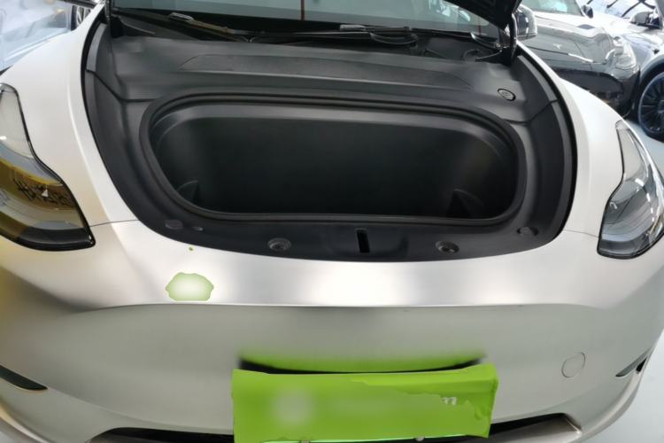 Used Tesla Model Y 2024 Rear-Wheel-Drive Version Engine Bay