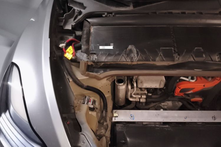 Used Tesla Model Y 2024 Long-Range All-Wheel-Drive Version Engine Bay Right