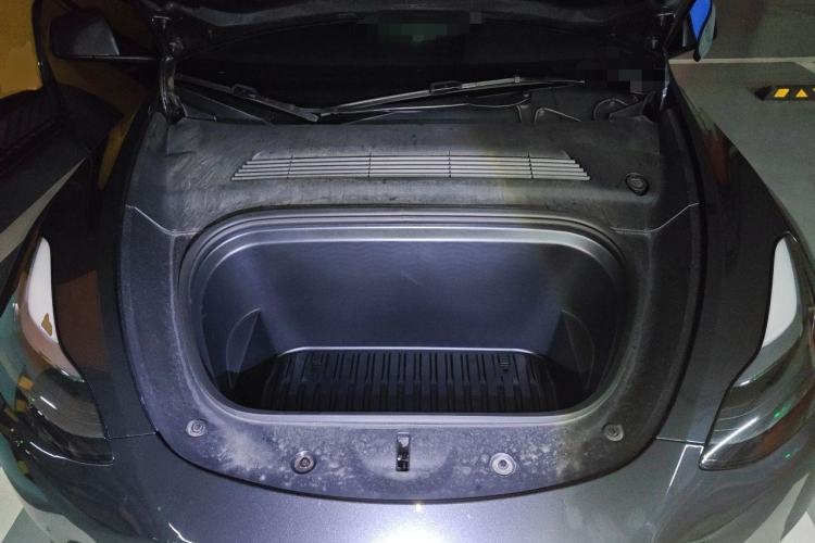 Used Tesla Model Y 2024 Rear-Wheel-Drive Version Engine Bay