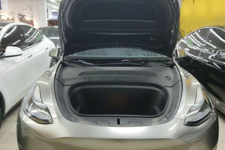 Used Tesla Model Y 2024 Rear-Wheel-Drive Version Engine Bay