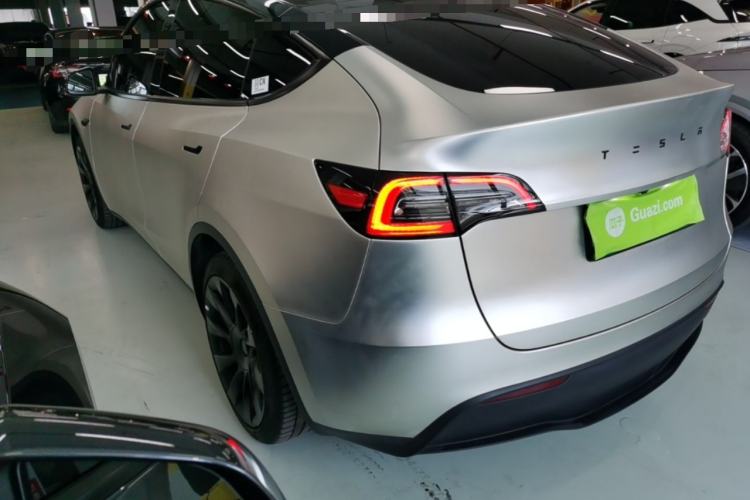 Used Tesla Model Y 2024 Rear-Wheel-Drive Version Exterior 2
