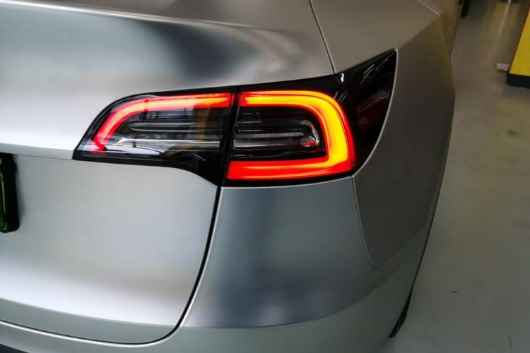 Used Tesla Model Y 2024 Rear-Wheel-Drive Version Exterior 3