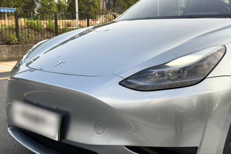 Used Tesla Model Y 2024 Rear-Wheel-Drive Version Exterior 7