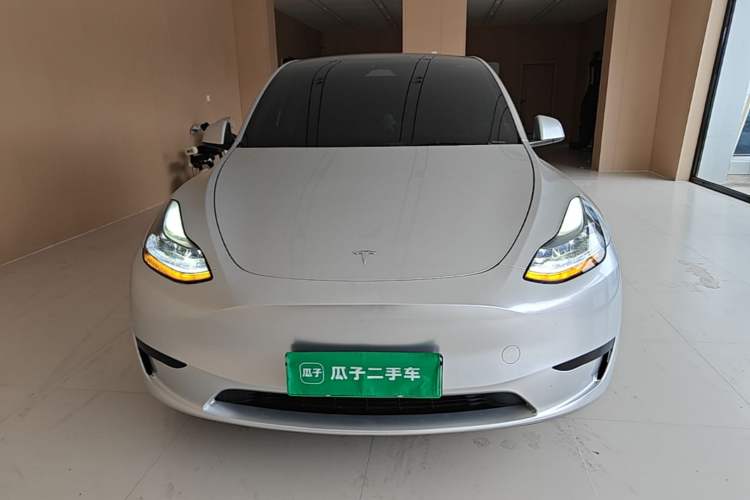 Used Tesla Model Y 2024 Rear-Wheel-Drive Version Front