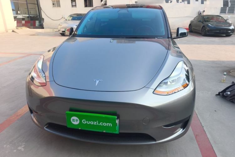 Used Tesla Model Y 2024 Rear-Wheel-Drive Version Front