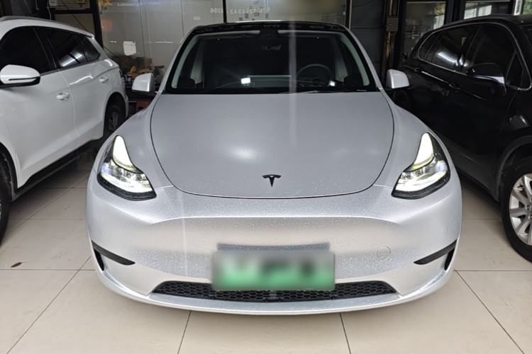 Used Tesla Model Y 2024 Rear-Wheel-Drive Version Front