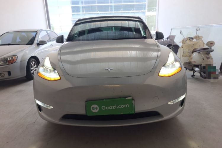 Used Tesla Model Y 2024 Long-Range All-Wheel-Drive Version Front
