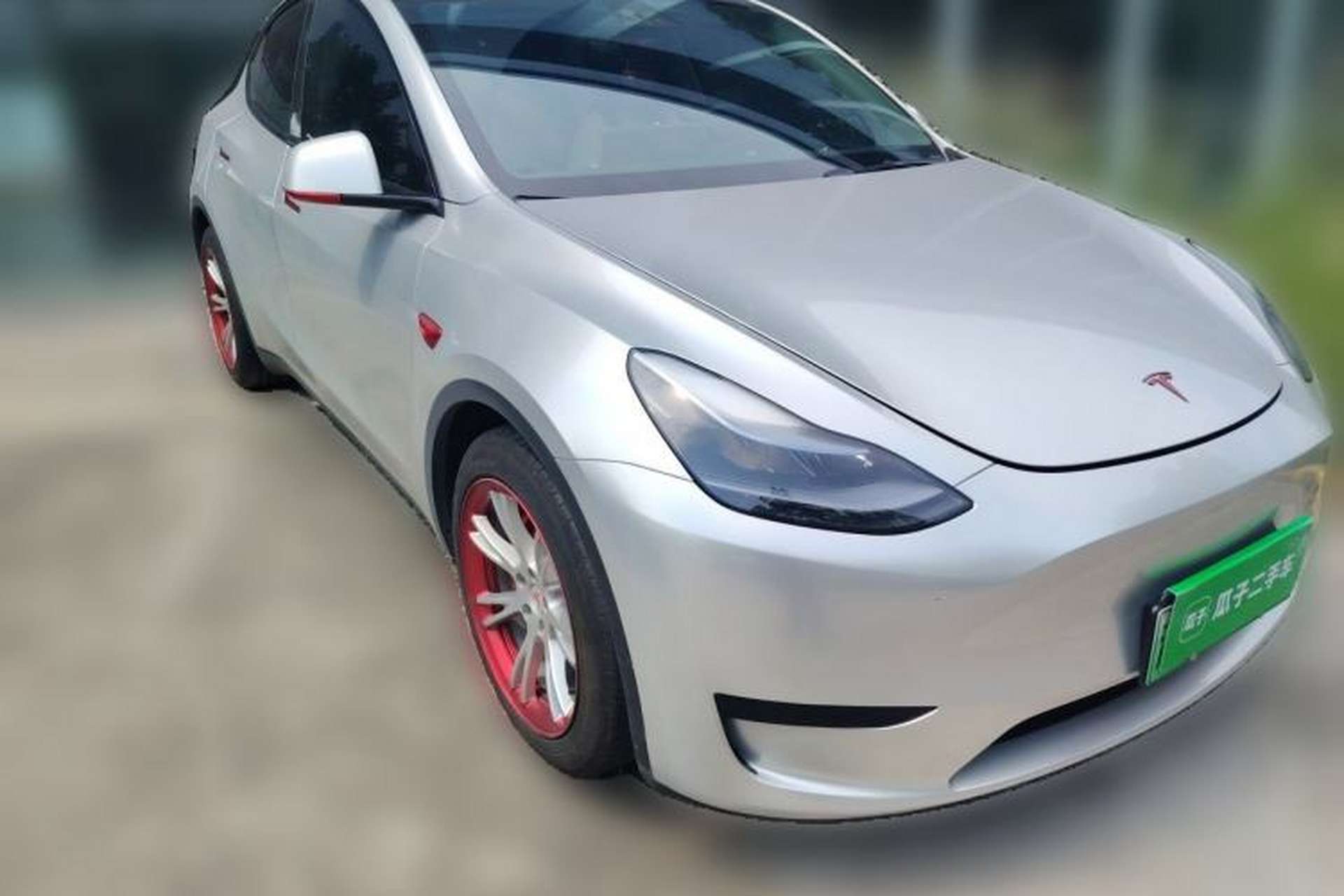 Used Tesla Model Y 2024 Rear-Wheel-Drive Version Front Right 45 Deg