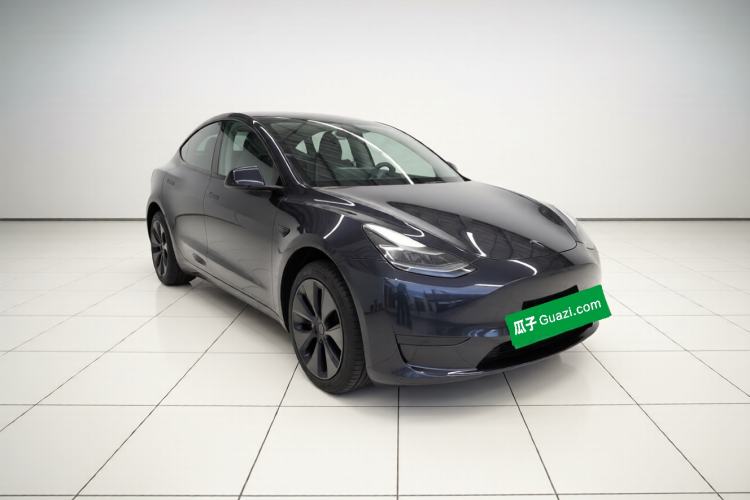 Used Tesla Model Y 2024 Rear-Wheel-Drive Version Front Right 45 Deg