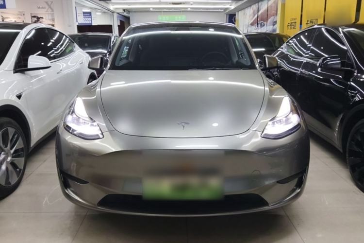 Used Tesla Model Y 2024 Rear-Wheel-Drive Version Front