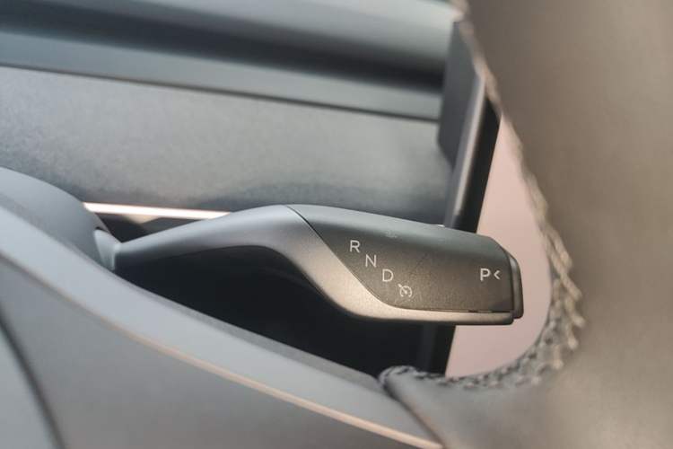 Used Tesla Model Y 2024 Rear-Wheel-Drive Version Gear Lever
