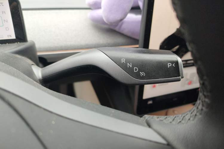 Used Tesla Model Y 2024 Rear-Wheel-Drive Version Gear Lever