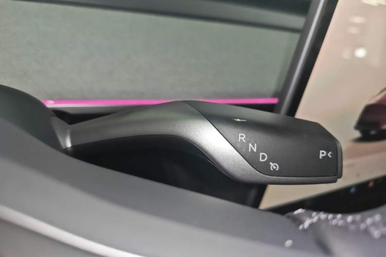 Used Tesla Model Y 2024 Rear-Wheel-Drive Version Gear Lever