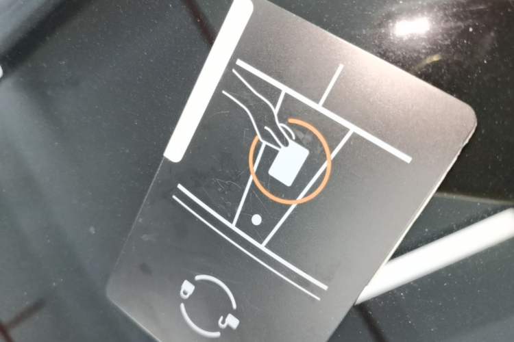 Used Tesla Model Y 2024 Rear-Wheel-Drive Version Interior 1