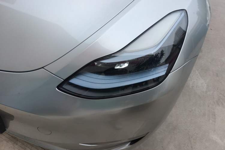 Used Tesla Model Y 2024 Long-Range All-Wheel-Drive Version Left Front Headlight