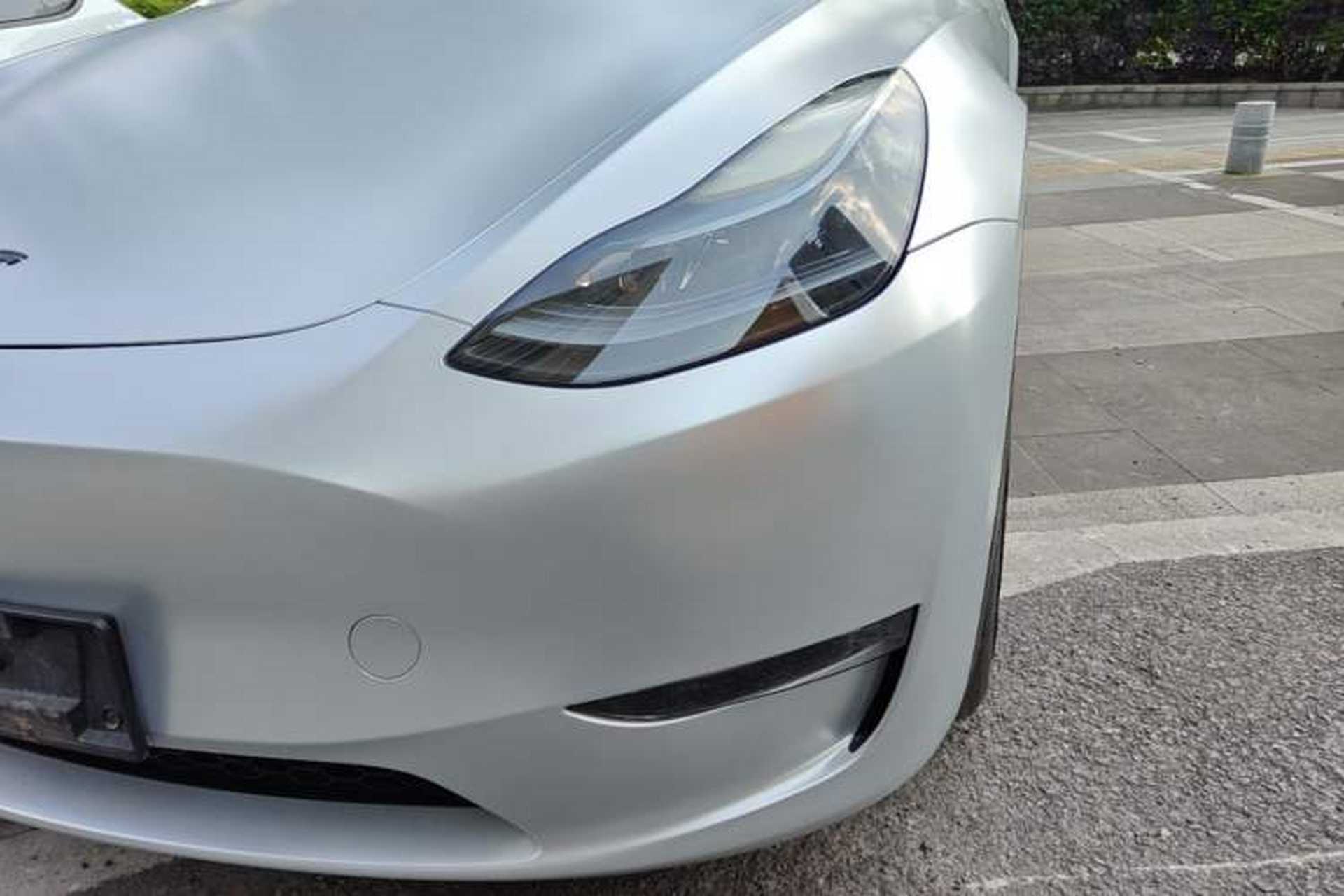 Used Tesla Model Y 2024 Long-Range All-Wheel-Drive Version Left Front Headlight