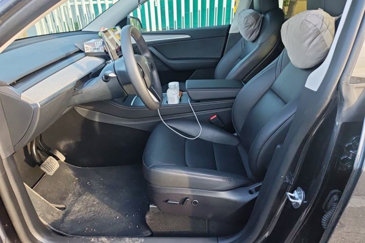 Used Tesla Model Y 2024 Rear-Wheel-Drive Version Left Front Seat