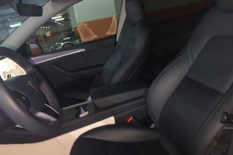 Used Tesla Model Y 2024 Rear-Wheel-Drive Version Left Front Seat