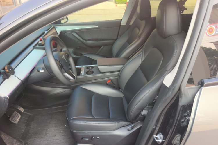 Used Tesla Model Y 2024 Rear-Wheel-Drive Version Left Front Seat