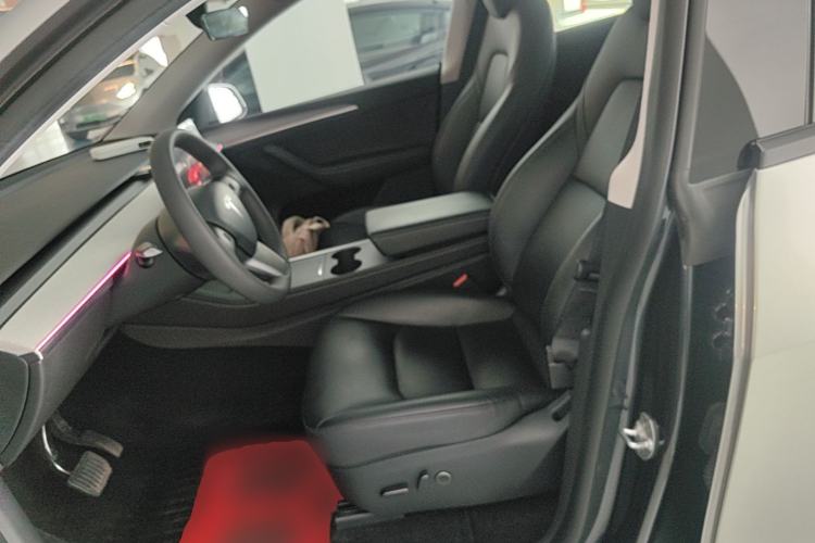 Used Tesla Model Y 2024 Rear-Wheel-Drive Version Left Front Seat