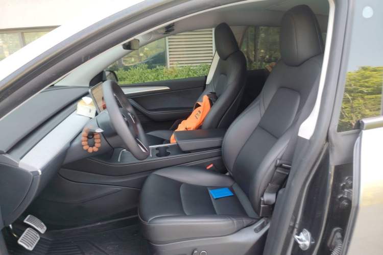 Used Tesla Model Y 2024 Rear-Wheel-Drive Version Left Front Seat